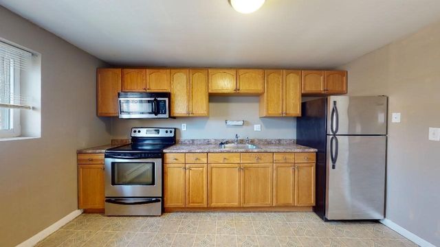40 Bryon Rd 6, Boston, MA 02132