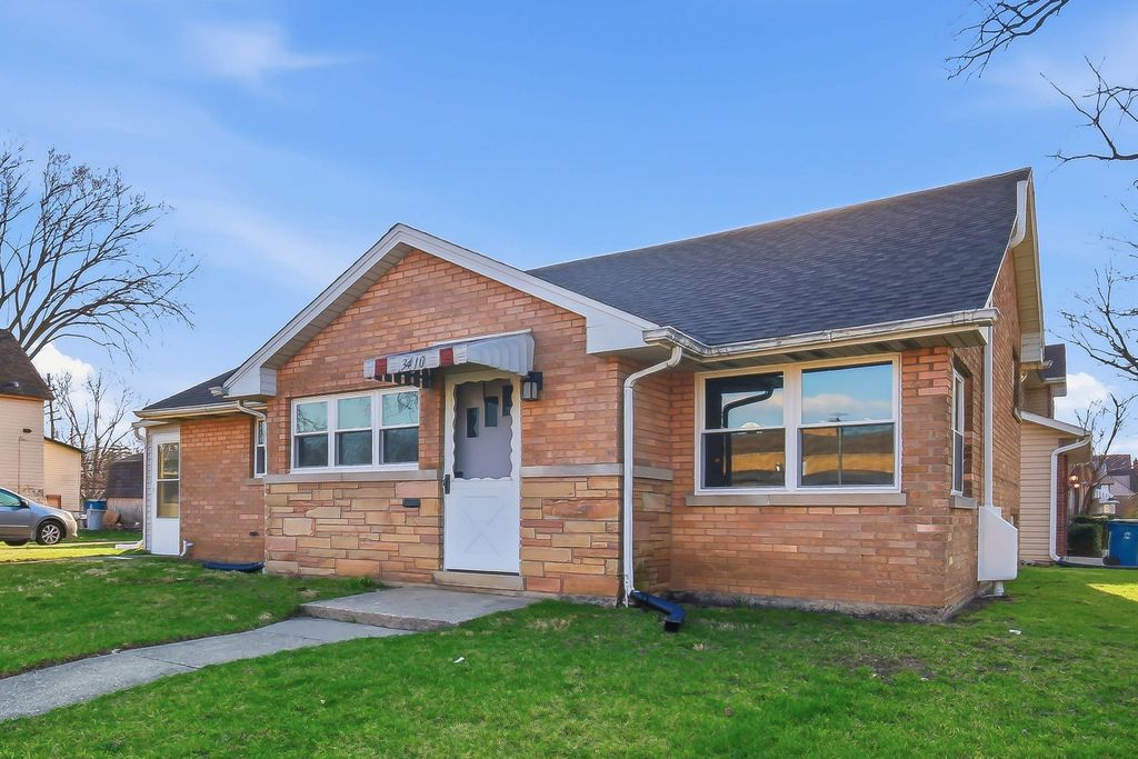 3410 Calwagner Street, Franklin Park, IL 60131