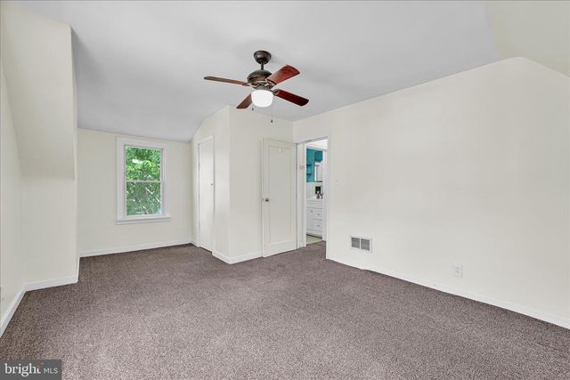 3937 WALNUT ST, Harrisburg, PA 17109