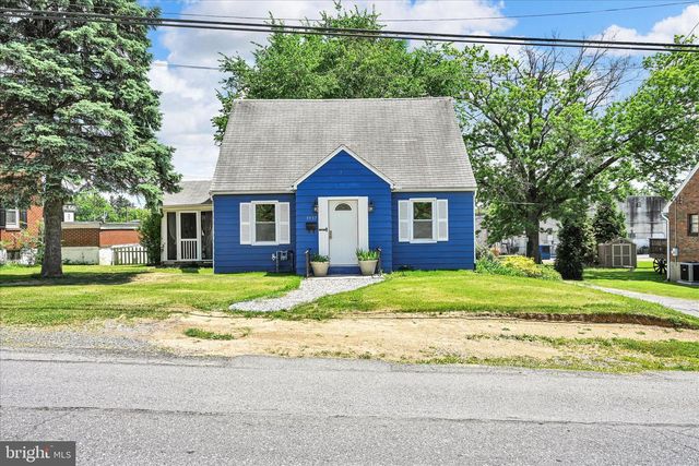 3937 WALNUT ST, Harrisburg, PA 17109