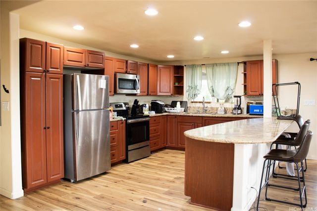 2429 Komo Mai Drive, Pearl City, HI 96782