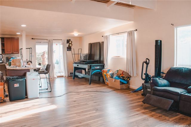 2429 Komo Mai Drive, Pearl City, HI 96782