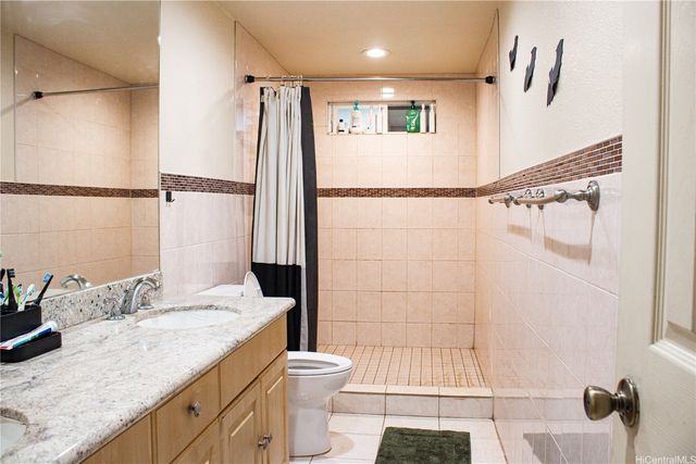 2429 Komo Mai Drive, Pearl City, HI 96782