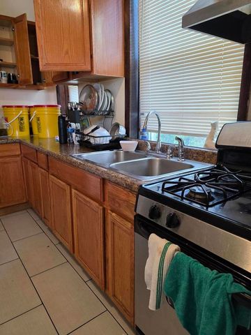 1543 N Avers Avenue, Chicago, IL 60651