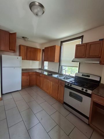 1543 N Avers Avenue, Chicago, IL 60651
