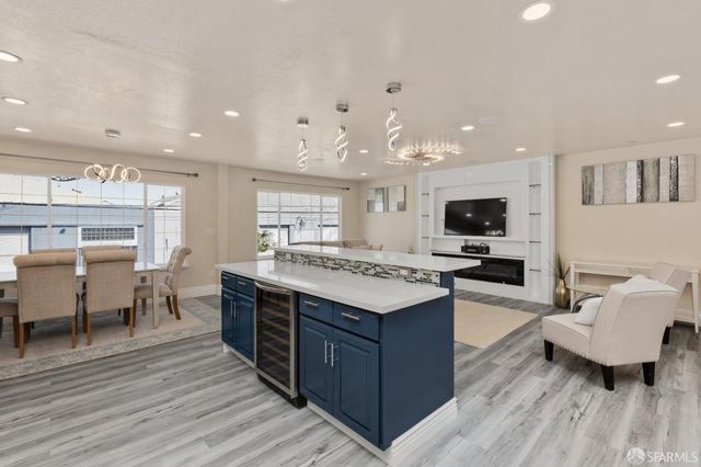 1247 Fitzgerald Avenue, San Francisco, CA 94124