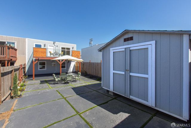 1247 Fitzgerald Avenue, San Francisco, CA 94124