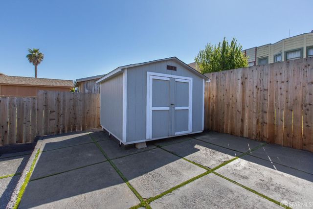 1247 Fitzgerald Avenue, San Francisco, CA 94124