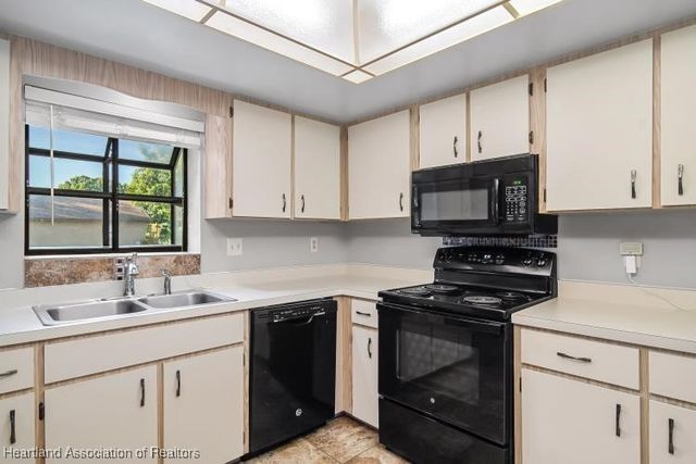 4130 Thompson Avenue, Sebring, FL 33875