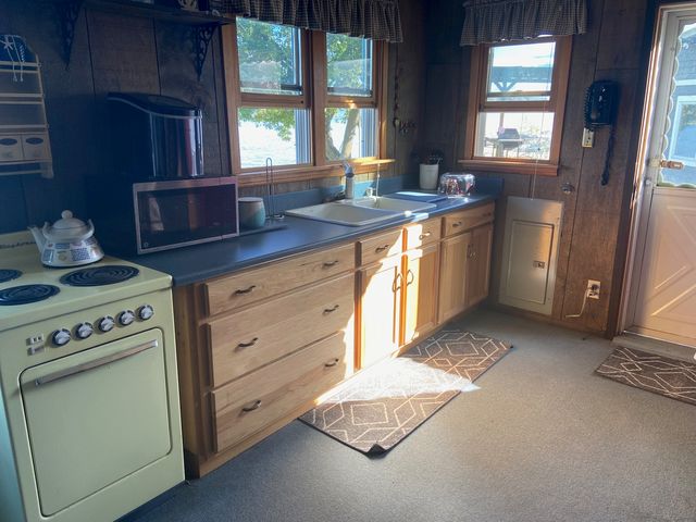 35769 Cedar Is, Fox Lake, IL 60020