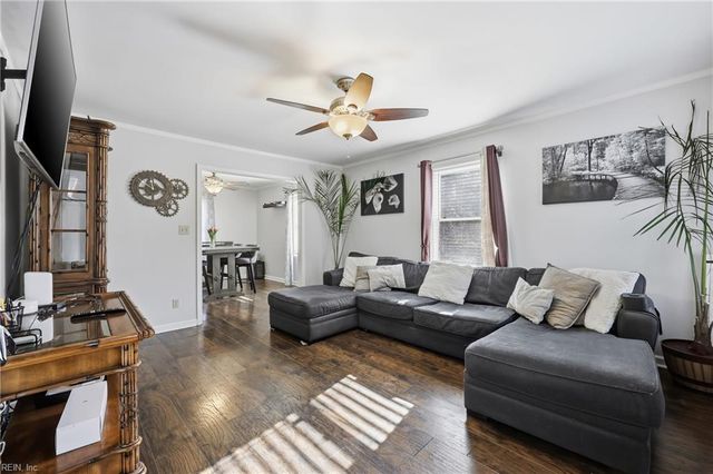 2750 Shell RD, Gloucester, VA 23061