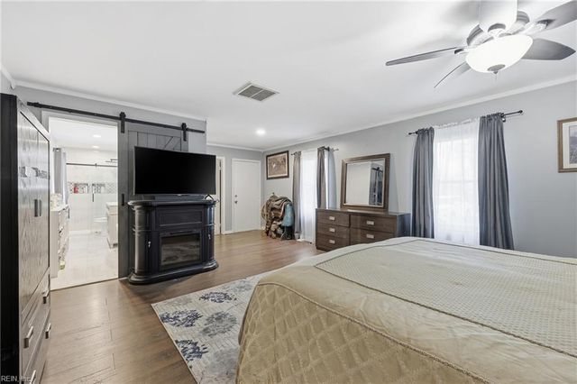 2750 Shell RD, Gloucester, VA 23061