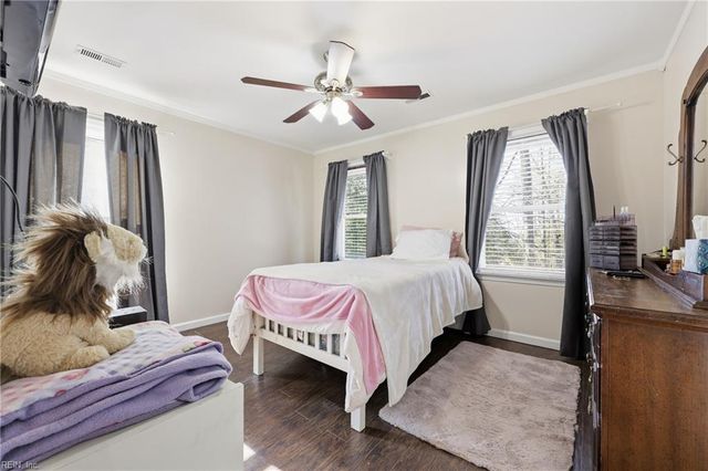 2750 Shell RD, Gloucester, VA 23061