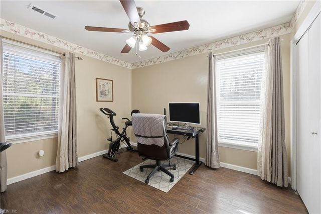 2750 Shell RD, Gloucester, VA 23061