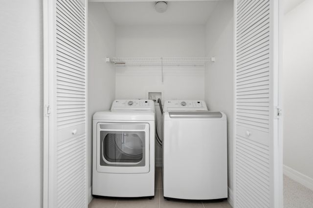 58 SE Palermo Court 104, Stuart, FL 34994