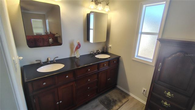 25039 PINE HILL, Leesburg, FL 34748