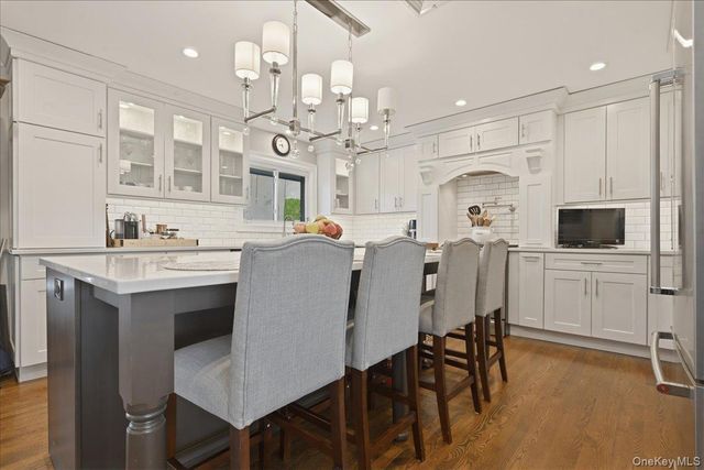 125 Highland Road, Glen Cove, NY 11542