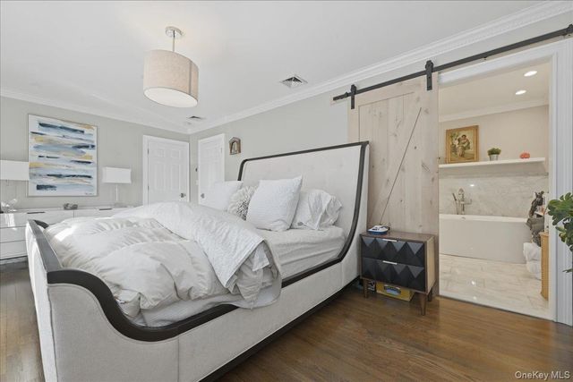 125 Highland Road, Glen Cove, NY 11542