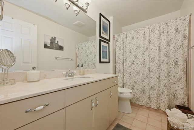 125 Highland Road, Glen Cove, NY 11542