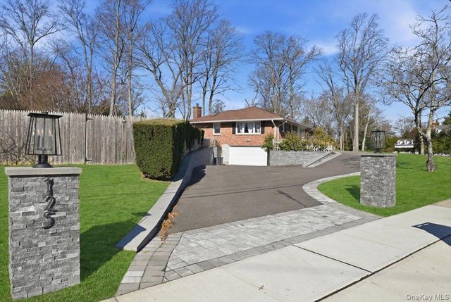 125 Highland Road, Glen Cove, NY 11542