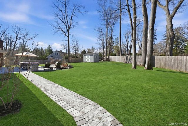 125 Highland Road, Glen Cove, NY 11542