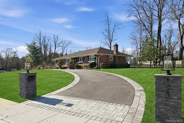 125 Highland Road, Glen Cove, NY 11542