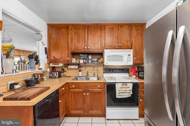 804 JORDAN SPRINGS RD, Stephenson, VA 22656