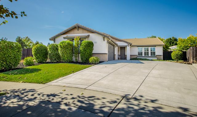 1337 Wawona Ct, Plumas Lake, CA 95961