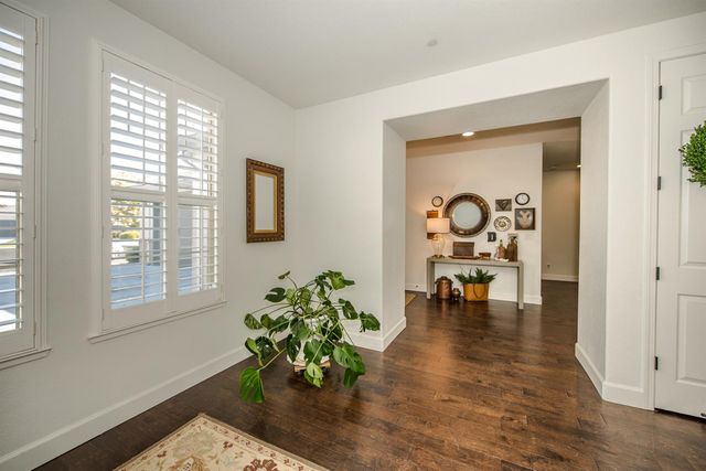 1337 Wawona Ct, Plumas Lake, CA 95961