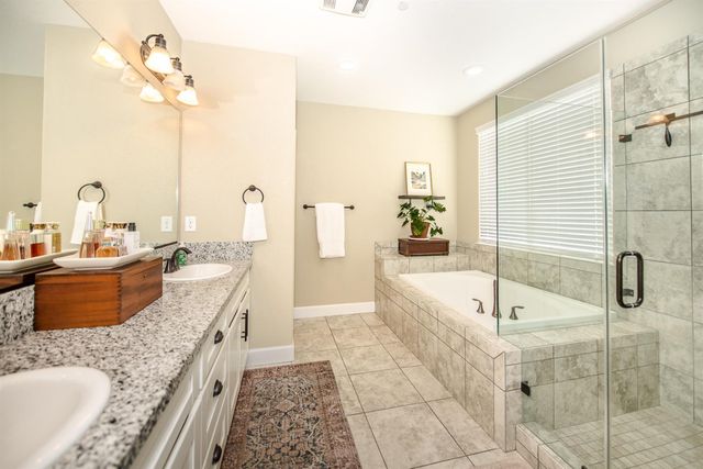 1337 Wawona Ct, Plumas Lake, CA 95961