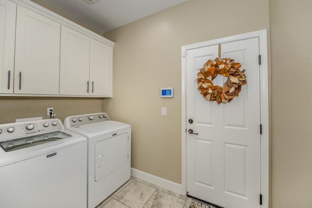 1337 Wawona Ct, Plumas Lake, CA 95961