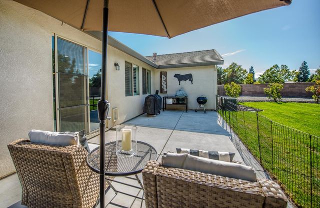 1337 Wawona Ct, Plumas Lake, CA 95961