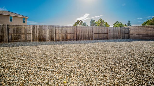 1337 Wawona Ct, Plumas Lake, CA 95961