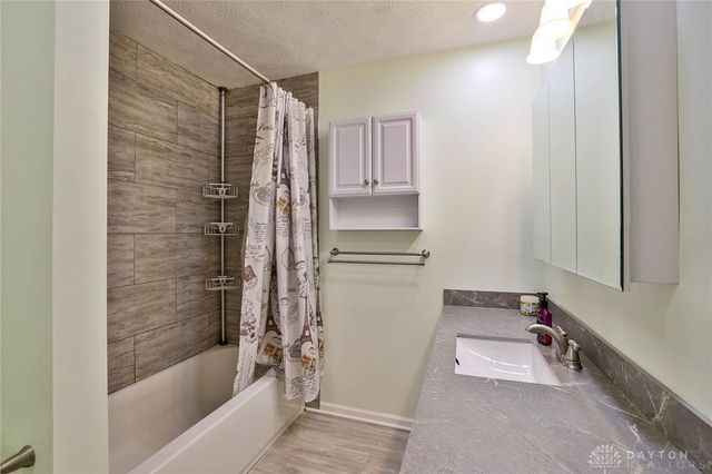 4307 Meadowcroft Road, Dayton, OH 45429