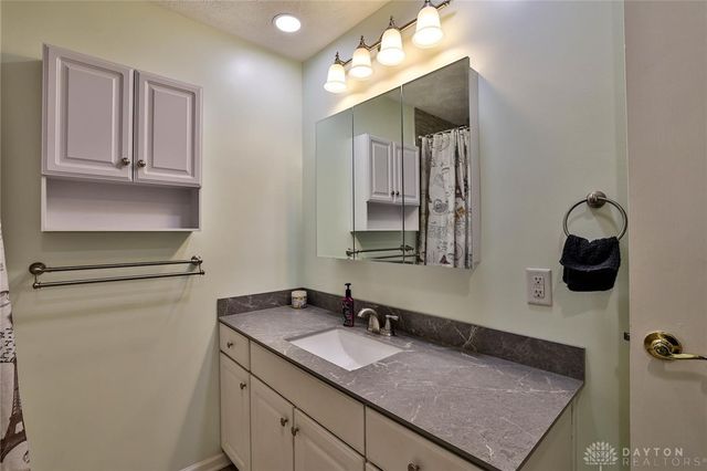 4307 Meadowcroft Road, Dayton, OH 45429