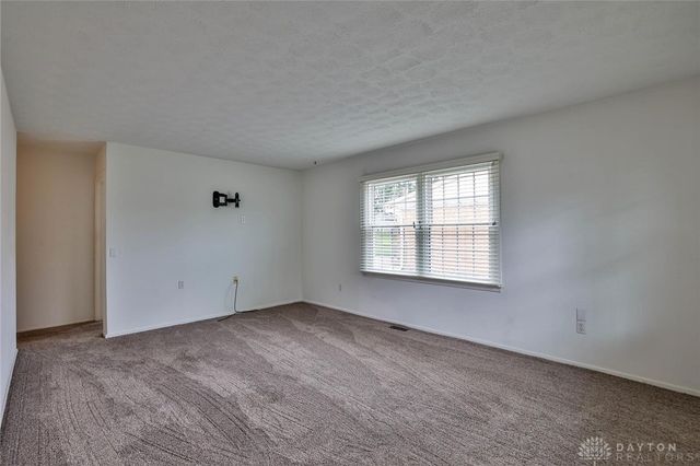 4307 Meadowcroft Road, Dayton, OH 45429