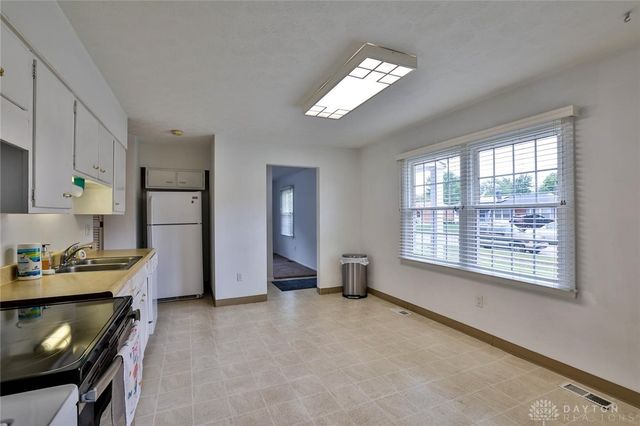 4307 Meadowcroft Road, Dayton, OH 45429