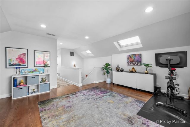 2216 N Hamilton Avenue 3, Chicago, IL 60647
