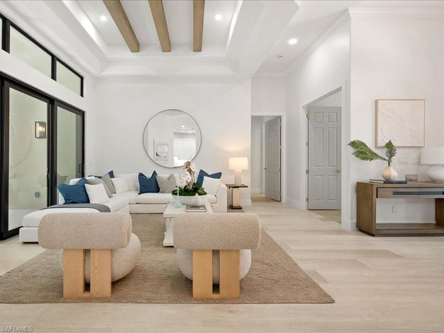 9541 Wilshire Lakes BLVD, Naples, FL 34109