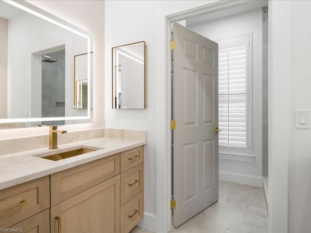 9541 Wilshire Lakes BLVD, Naples, FL 34109