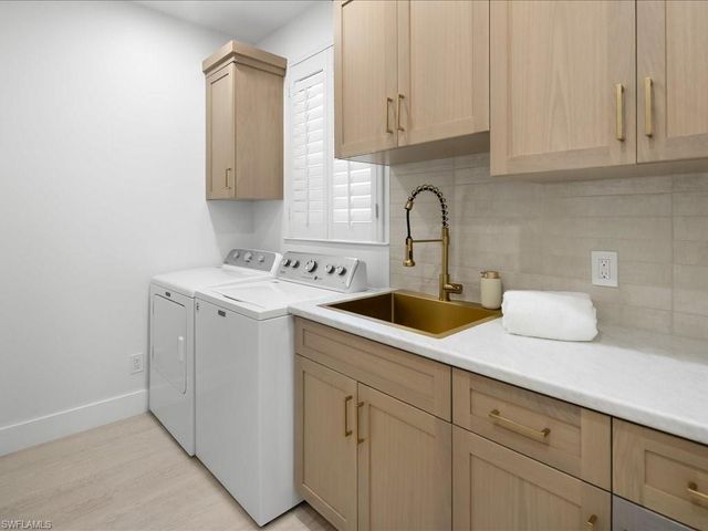 9541 Wilshire Lakes BLVD, Naples, FL 34109