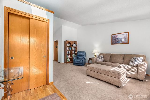 4109 Banbridge Loop SE, Olympia, WA 98501