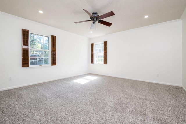 26 Longlea Drive, Little Rock, AR 72212