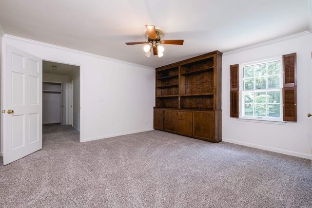 26 Longlea Drive, Little Rock, AR 72212