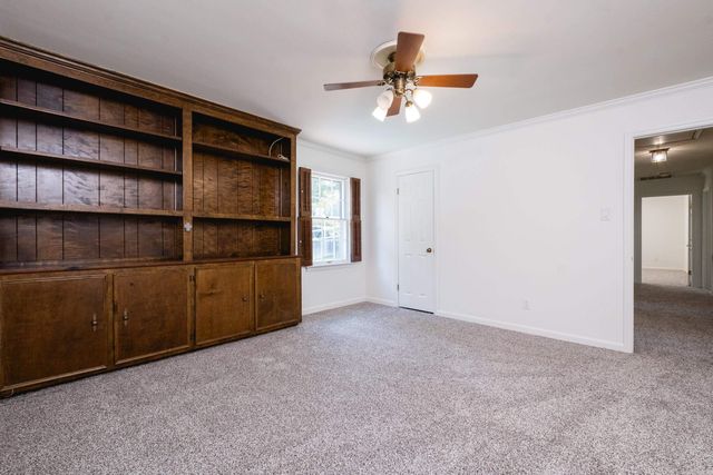 26 Longlea Drive, Little Rock, AR 72212