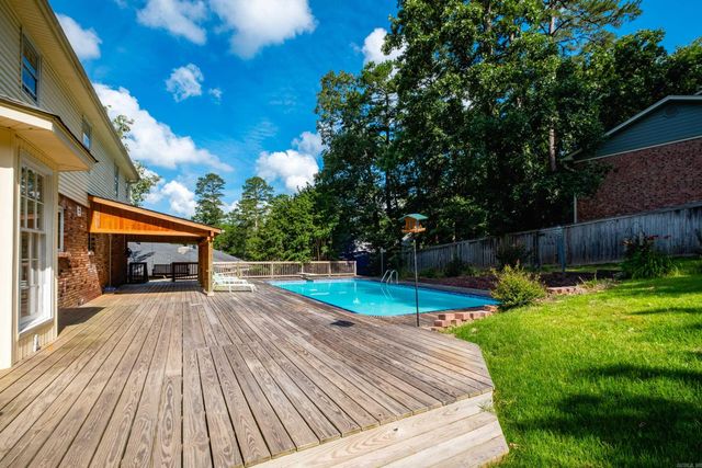26 Longlea Drive, Little Rock, AR 72212