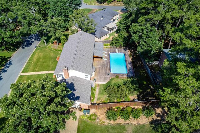 26 Longlea Drive, Little Rock, AR 72212