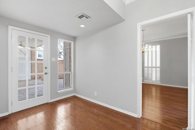 3678 Hidden Dr Apt 902, San Antonio, TX 78217