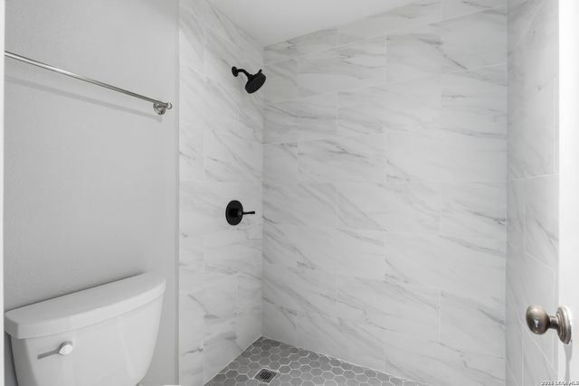 3678 Hidden Dr Apt 902, San Antonio, TX 78217