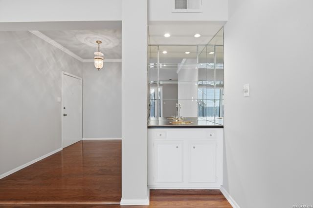 3678 Hidden Dr Apt 902, San Antonio, TX 78217